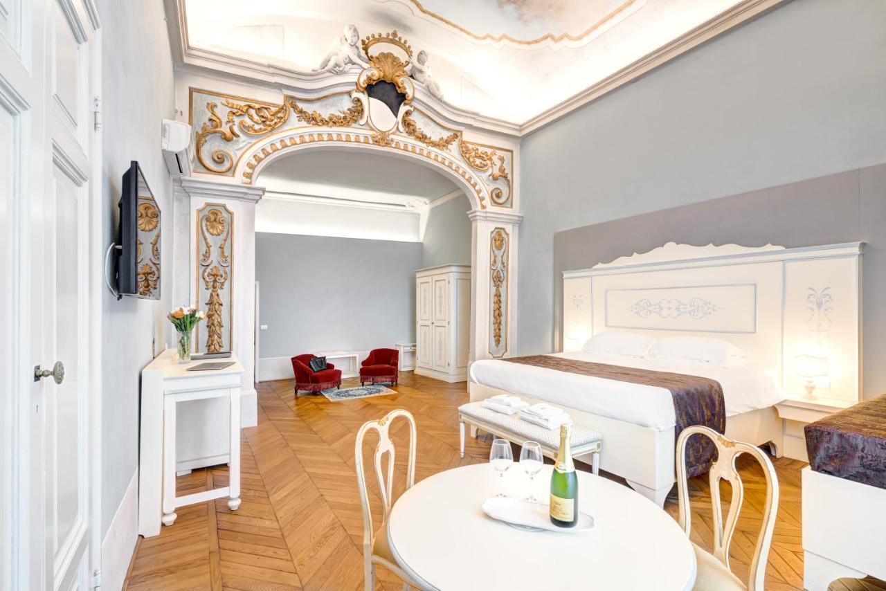 Palazzo D'Oltrarno - Residenza D'Epoca Bed & Breakfast ฟลอเรนซ์ ภายนอก รูปภาพ