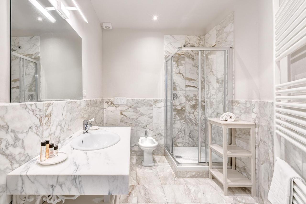 Palazzo D'Oltrarno - Residenza D'Epoca Bed & Breakfast ฟลอเรนซ์ ภายนอก รูปภาพ